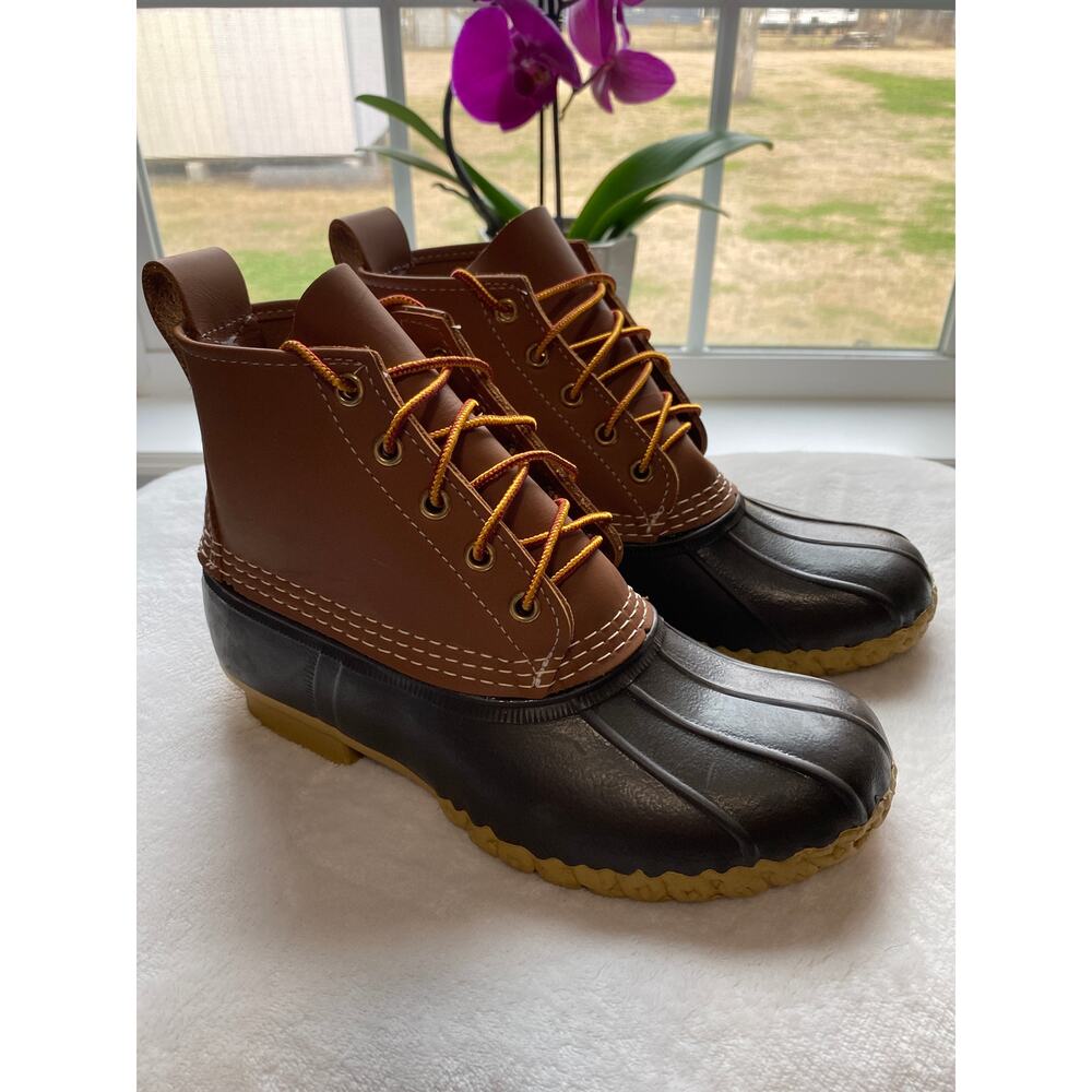 L. L. Bean Women’s Bean Boots 6” SZ 6M